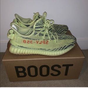 Yeezy Boost 350 V2